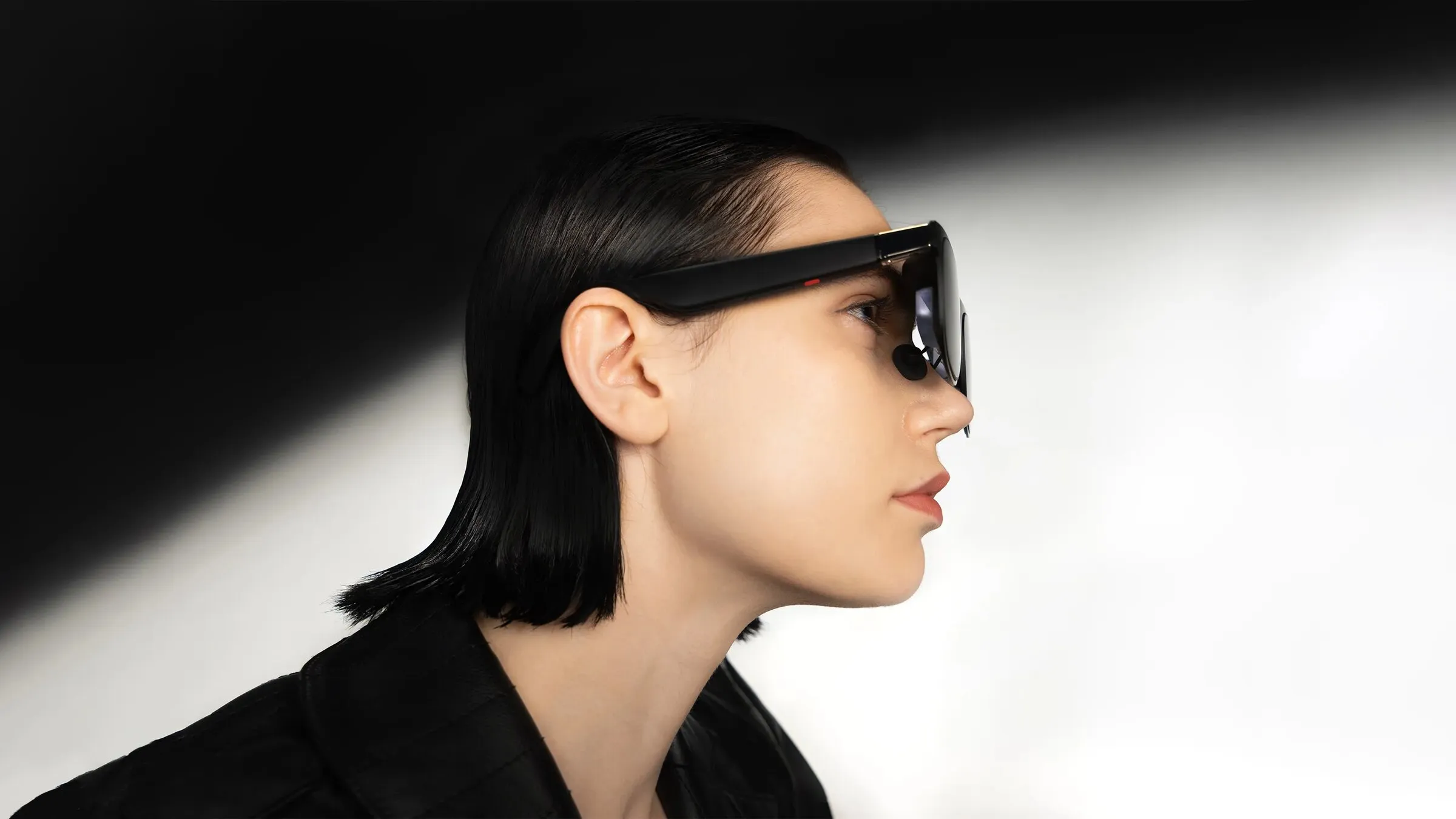 The XREAL One Pro in profile: behind the dark lens sits the optics that reflect the image into the eye